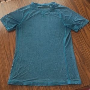 Lululemon men’s lightweight tee